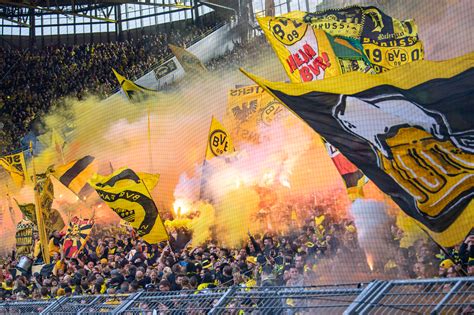 The Revierderby: Smoke, fire, noise and a vivid symbol of life, .